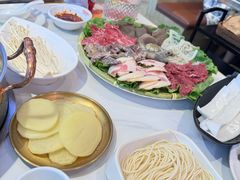 -花田里捞牛火锅(天润店)