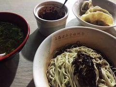 -潘国仙耳光馄饨(黄家阙路店)
