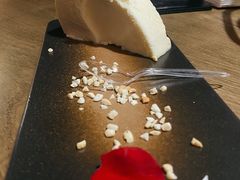 恋爱中的古丽-那时新疆·若羌(经纬汇店)