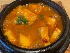 -泸沽肴(泸沽湖大洛水村农村信用社旁店)