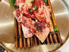 -草家酱蟹炭火烤肉店(珲春南路二店)