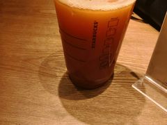 -星巴克(上海虹桥新天地二店)
