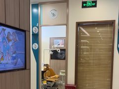 -维乐口腔(美维云门诊陆家嘴店)