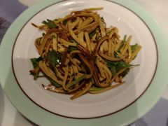 -松沪名灶·豆浆鱼头·新上海菜(飞航吾悦广场店)