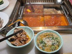 -巴渝瓦肆重庆鲜火锅(宝龙环湖店)