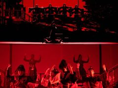 -交通银行前滩31演艺中心