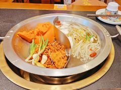 -沸炉重庆老火锅(军事博物馆店)
