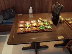 -银米·云南传统过桥米线(双廊黑金冠店)