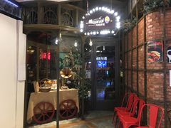 -玛格萝妮(汇智国际商业中心店)