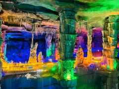 -泰安地下龙宫景区