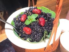 -吴越荣记苏州菜·松鼠桂鱼 100% 活鱼现做(月光码头店)