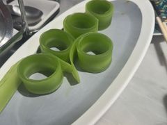 -尚尚仙·酸汤猪手·猪肚鸡火锅(华联万柳购物中心店)