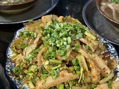 -乐山食古香跷脚牛肉