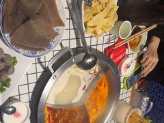 -山悦里 山野·鲜火锅(罗斯福广场店)
