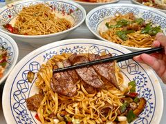 -李与白包子铺(桐梓林店)
