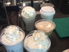 -星巴克臻选(南京金茂览秀城店)