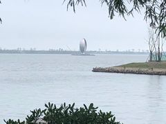 -上海滴水湖皇冠假日酒店