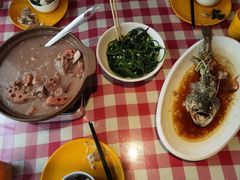 -俭朴菜(鲁磨路店)