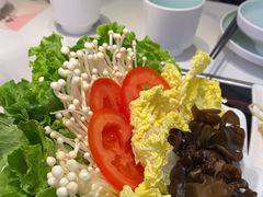 -黄记煌三汁焖锅(新佳丽江汉路店)