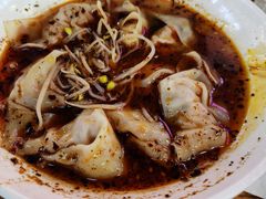 -重庆小面·抄手(解放碑好吃街店)