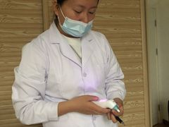 -萧乐母婴·住家月嫂·育婴师