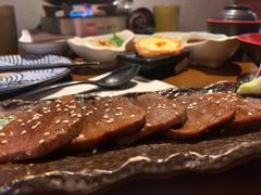 厚切牛舌-魔丼屋(日月光店)