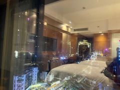 -珠海拱北口岸希尔顿欢朋酒店