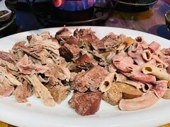 -大宝全猪馆(南京路店)