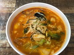 -周彦辰重庆火锅米线·冒菜(万达总店)