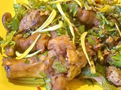 -月亮眼花园餐厅书吧酒吧