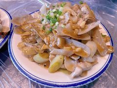 香辣圣子-狮龙啤酒烧烤屋(建二路店)