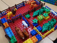 -斯坦星球AI编程·机器人科创·科学实验·信奥·思维·STEM·乐高·竞赛考级(长宁虹桥大融城荟聚中心)