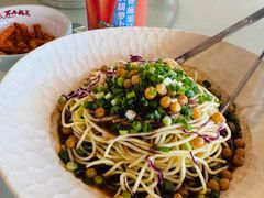 -老鼎万春卤菜(五代传承创始老店)