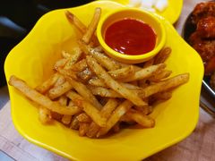 -BHC炸鸡(明洞总店)