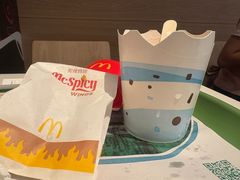 -麦当劳(假日广场店)