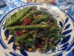 -川流不息·地道川菜·小龙虾(松东路店)