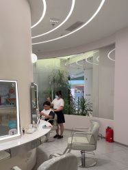 -PE SALON