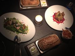 生牛肉-Cafe Gray Deluxe