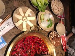 -小龙坎火锅(湖滨银泰in77店)
