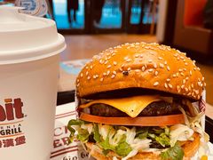 -The Habit Burger Grill 哈比特汉堡(爱琴海店)