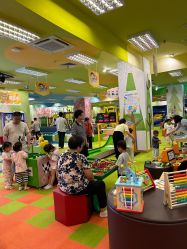 -莫莉幻想儿童乐园(武汉金银潭永旺店)