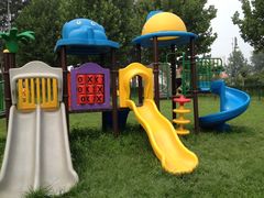 儿童乐园-月亮河温泉度假酒店