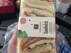 -优美滋动物奶油生日蛋糕(南陵苏果店)