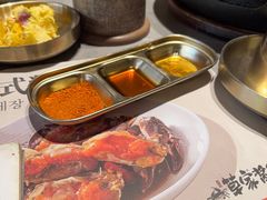 -草家酱蟹炭火烤肉店(珲春南路一店)