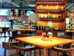 大堂-JINNS锦时 steak&pizza(浸信会礼拜堂旧址店)