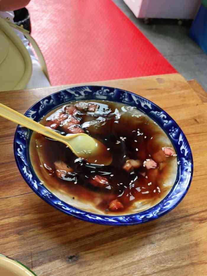 刘维兰老素粉(蘑菇城店)-"店面装修了以后,一碗脆哨粉11块味道也就.