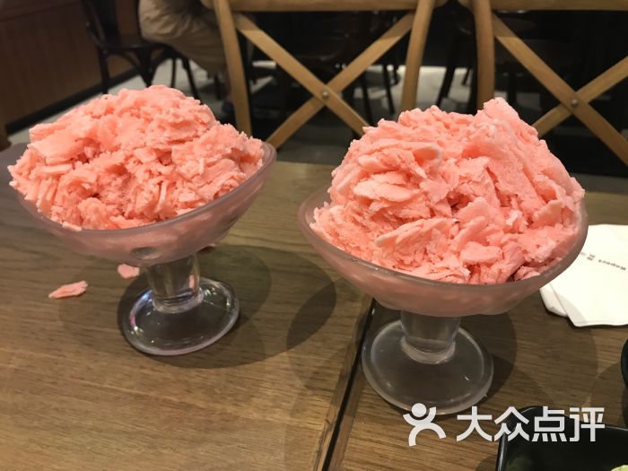 糖纸甜品(文峰店)草莓纷纷雪图片 - 第37张