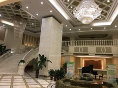 -德州凤冠假日酒店