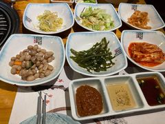 -唯成•韩国炭火烤肉 유성고기