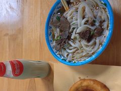 -魏旺湖北正宗牛肉面(硚口公园店)